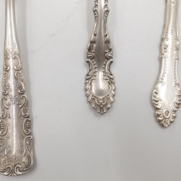 Antique Silver Flatware Lot – 20 Ornate Pieces – Ladles, Spoons, Forks – Jewelry - Picture 4 of 6